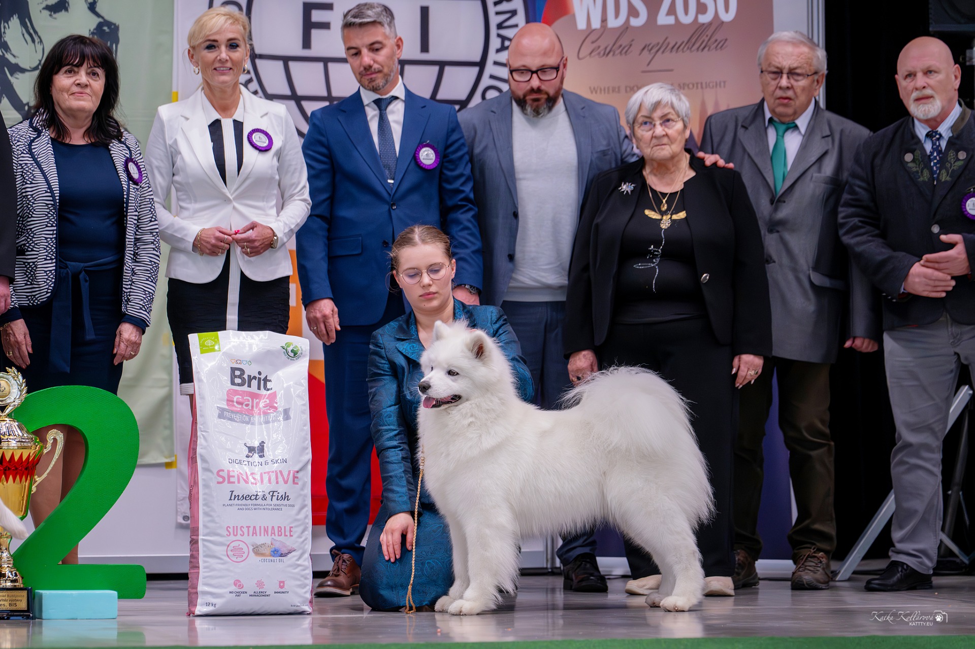 R.BEST IN SHOW 2026